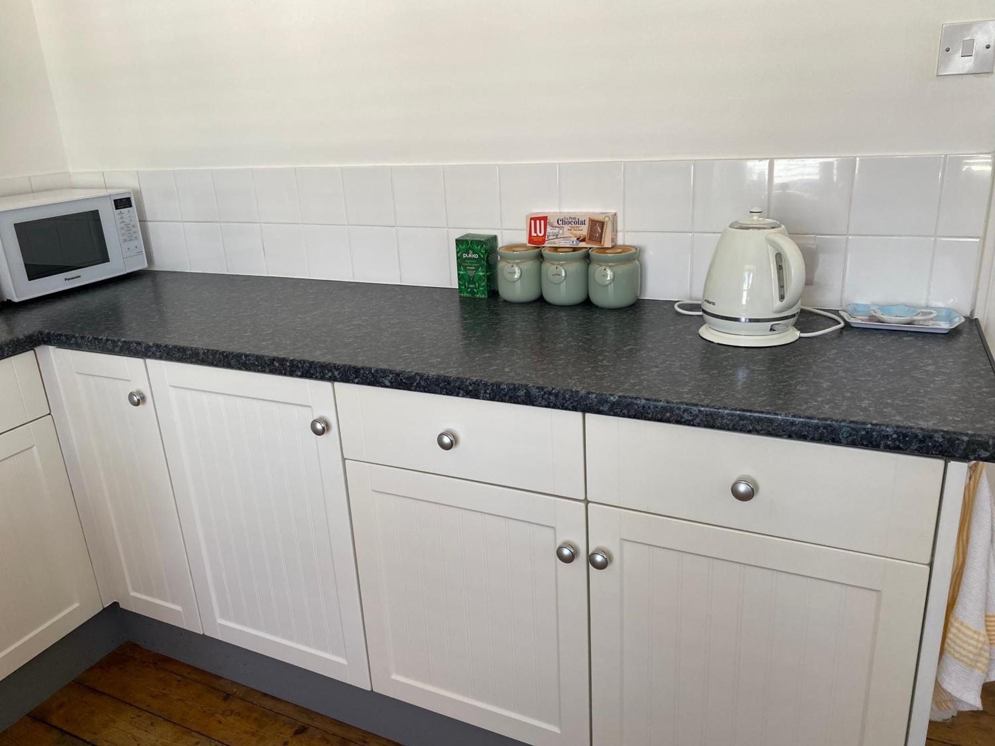 Herne Bay Central - 2 Minutes From Beach Apartment Exterior photo